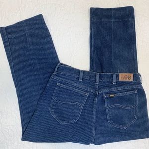 Vintage HW cropped Lee Jeans made in US